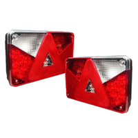 Lanternas traseiras ASPÖCK MULTIPOINT III com encaixe de baioneta de 8 pinos e 7 funções (esquerda + direita).